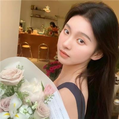 公寓里的两个女人